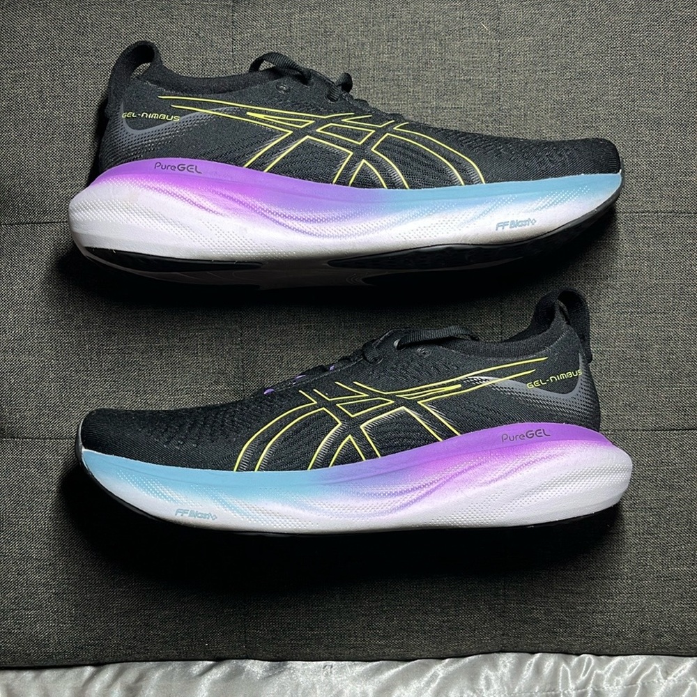Asics Nimbus Womens US Size 9 1/2 D Width.